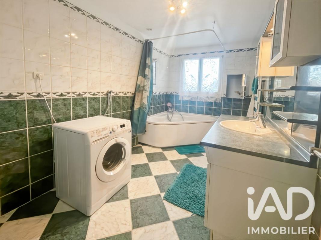 Maison 7 Pièce(s) Saint-Hilliers - Photo 6