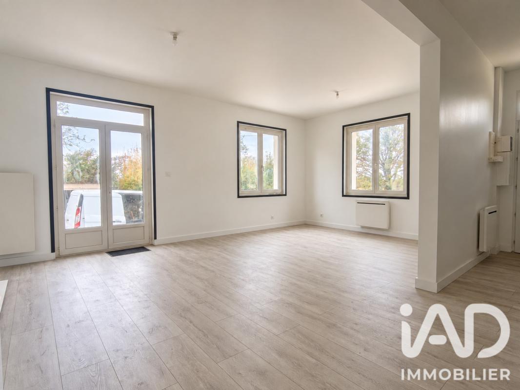 Maison 3 Pièce(s) Saint-Laurent-de-Céris - Photo 2