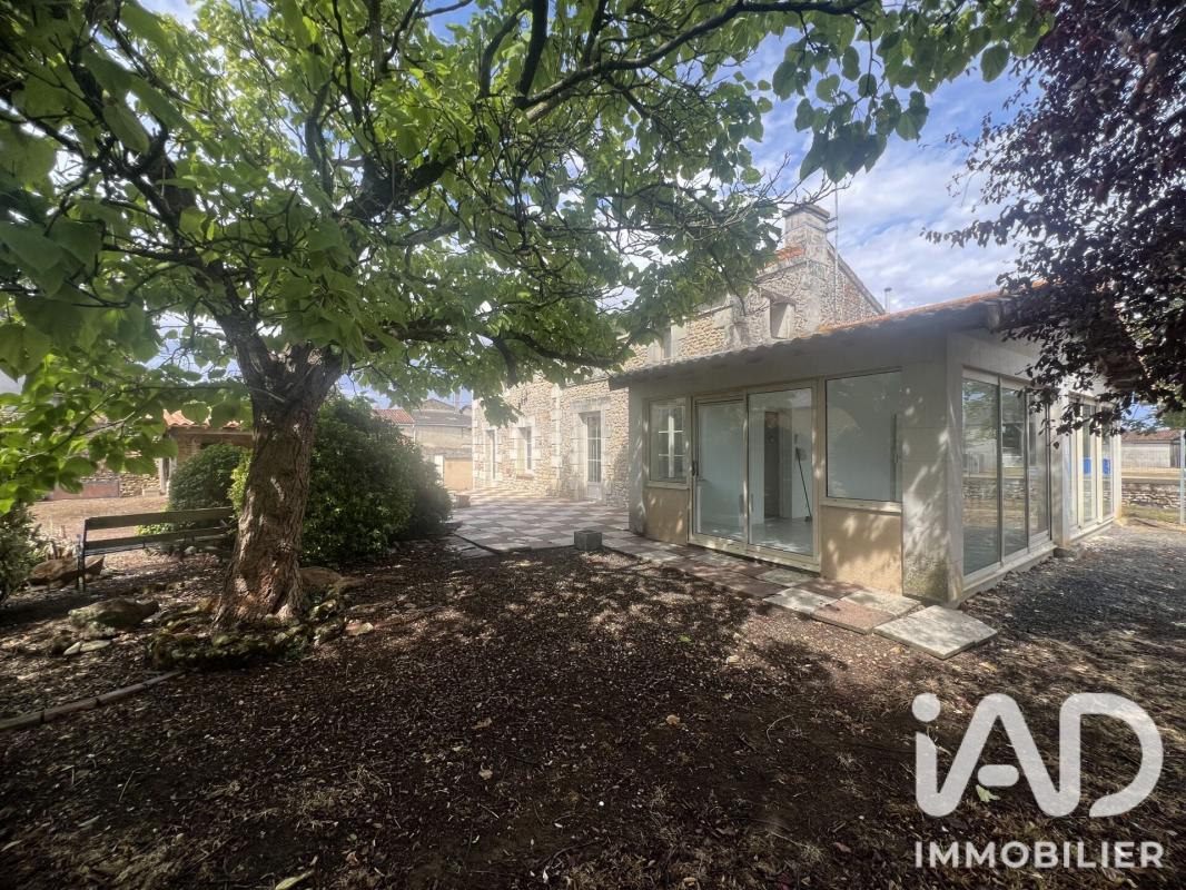 Maison 6 Pièce(s) Saint-Léger-de-Montbrun - Photo 2