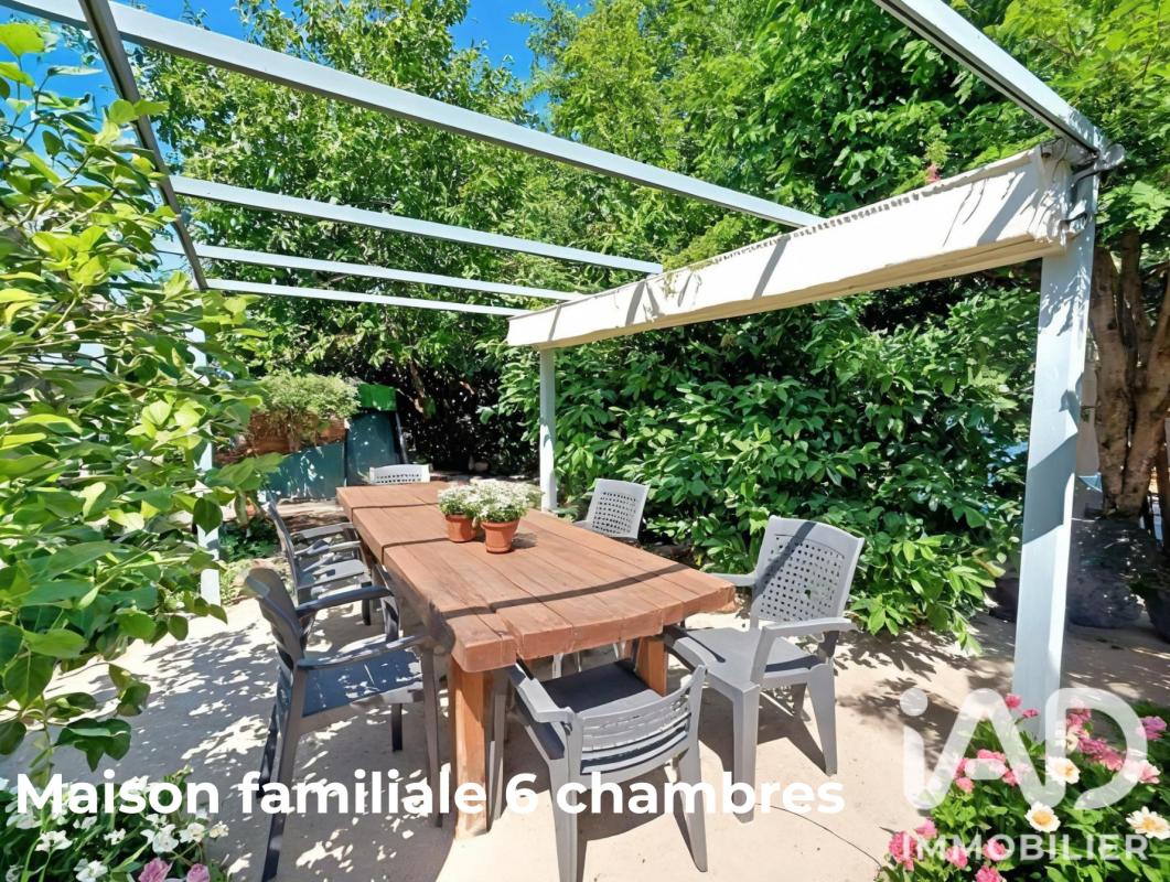Maison traditionnelle 8 Pièce(s) Le Plessis-Trévise