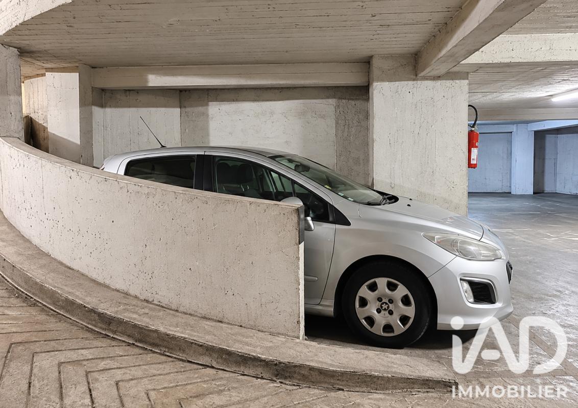 Parking  Paris 7eme Arrondissement - Photo 2