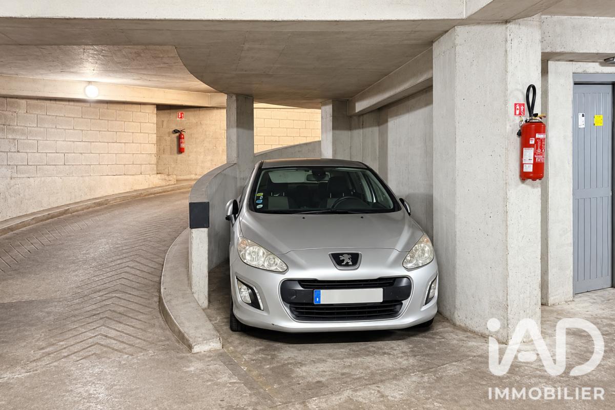 Parking  Paris 7eme Arrondissement - Photo 3
