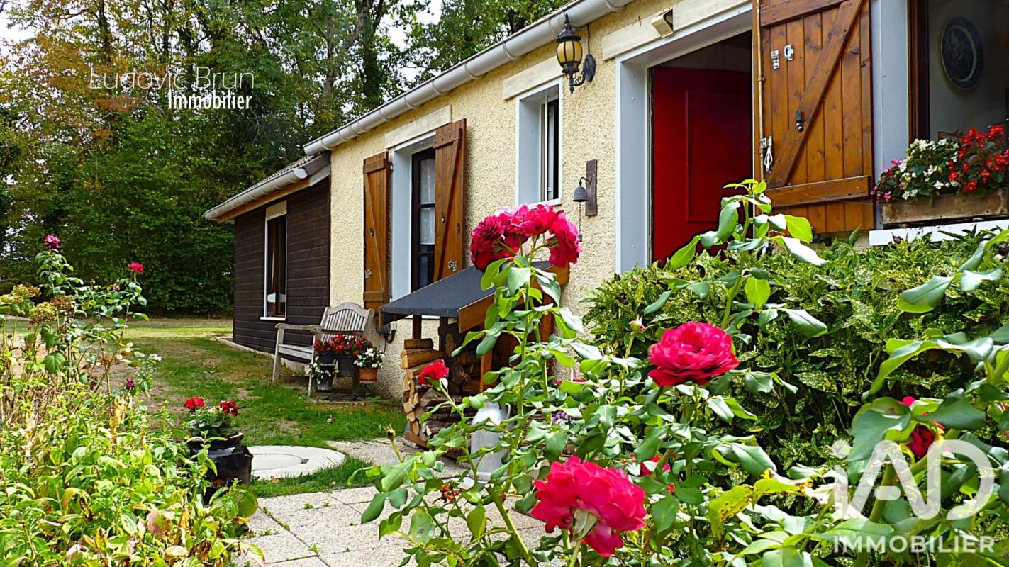 Maison 7 Pièce(s) Moutiers-en-Puisaye - Photo 1