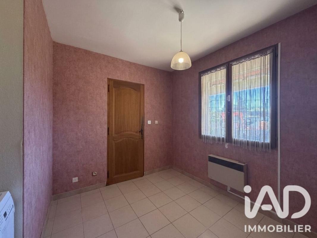 Maison 5 Pièce(s) Le Cailar - Photo 12