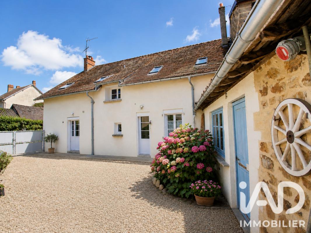 Maison 7 Pièce(s) La Coquille