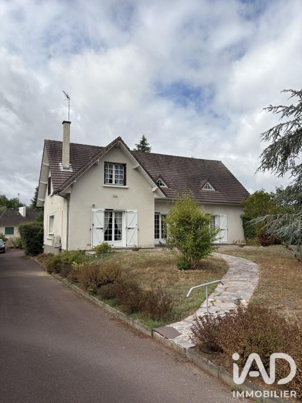 Maison 6 Pièce(s) Mehun-sur-Yèvre