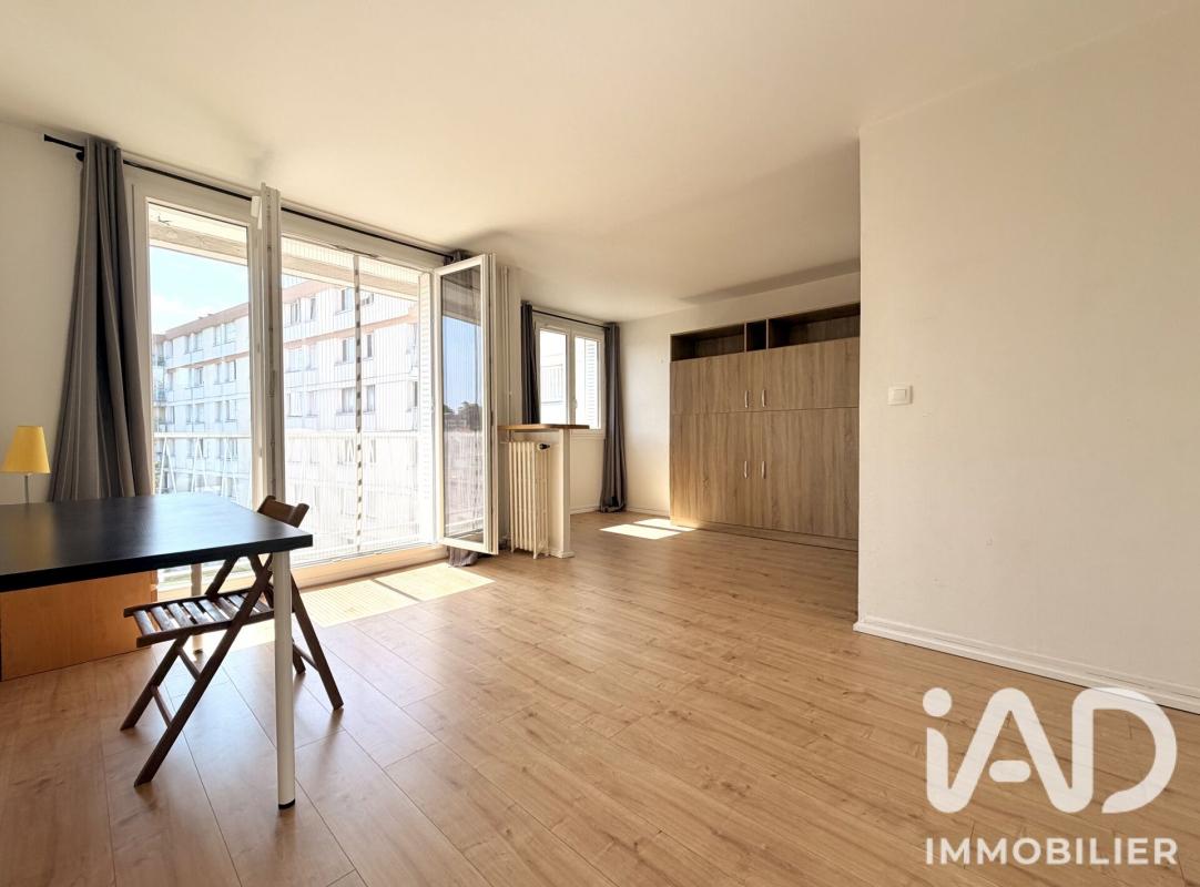 Appartement 2 Pièce(s) Ivry-sur-Seine