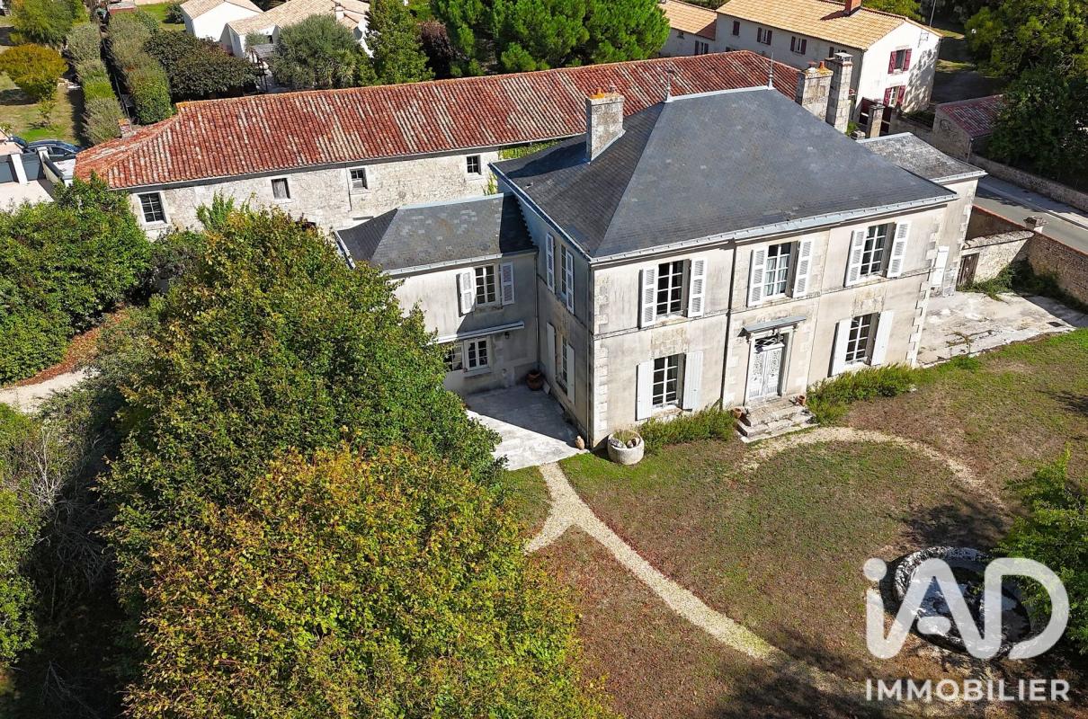 Maison 9 Pièce(s) Auchay-sur-Vendée - Photo 1