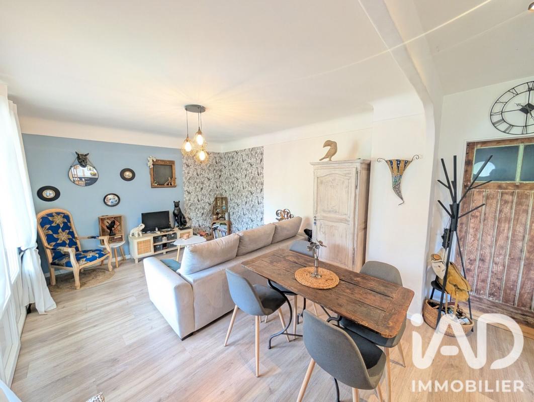 Maison 5 Pièce(s) Lussac-les-Châteaux - Photo 6