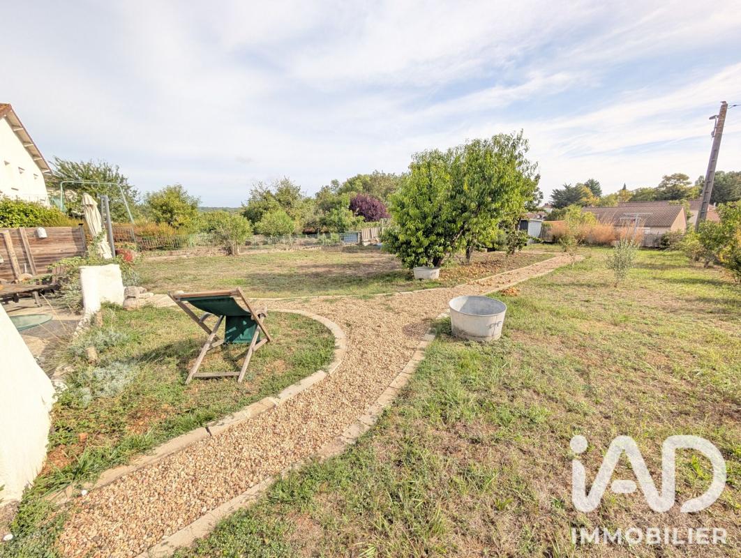 Maison 5 Pièce(s) Lussac-les-Châteaux - Photo 22