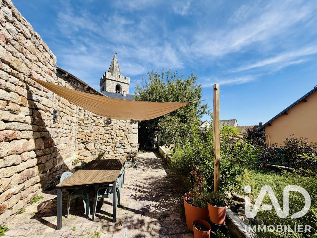 Maison 4 Pièce(s) Saint-Chély-d'Apcher - Photo 2
