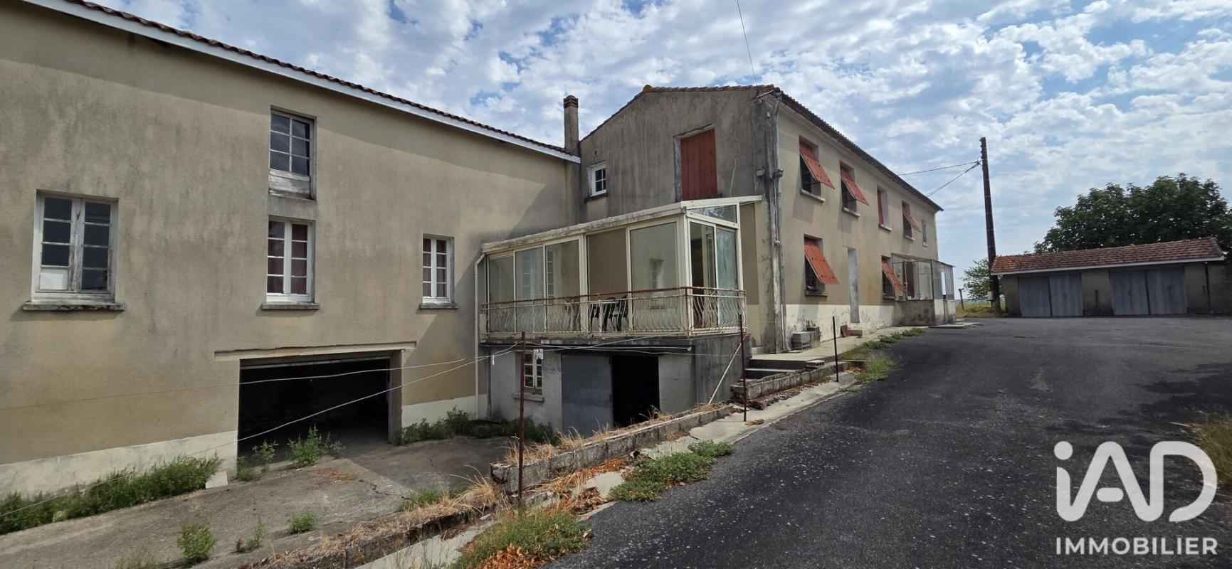 Maison 8 Pièce(s) Bellevigne - Photo 4