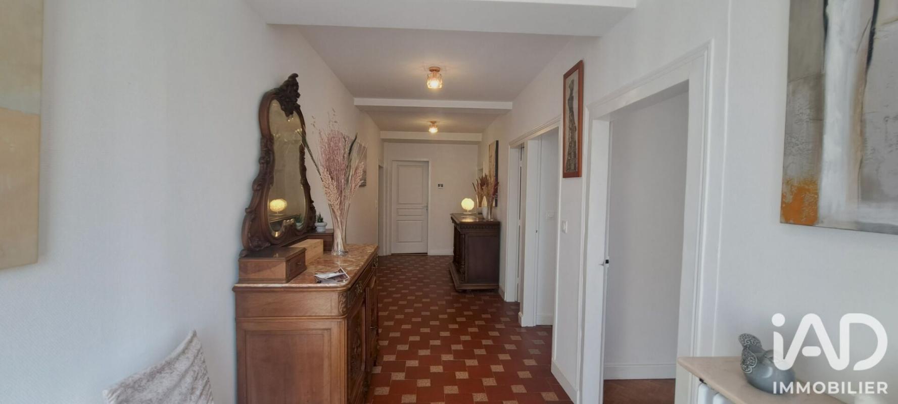 Maison 8 Pièce(s) Le Fleix - Photo 2