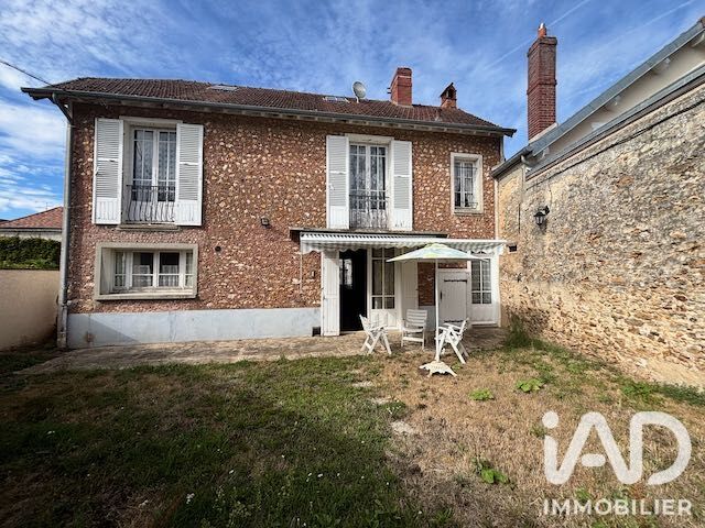 Maison de village 6 Pièce(s) La Celle-les-Bordes