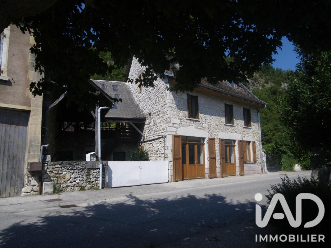 Maison 12 Pièce(s) Brégnier-Cordon - Photo 1