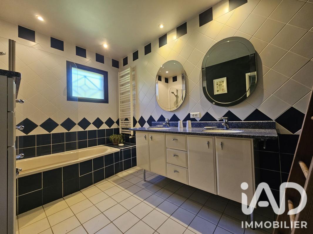 Maison 7 Pièce(s) Saint-Sozy - Photo 10