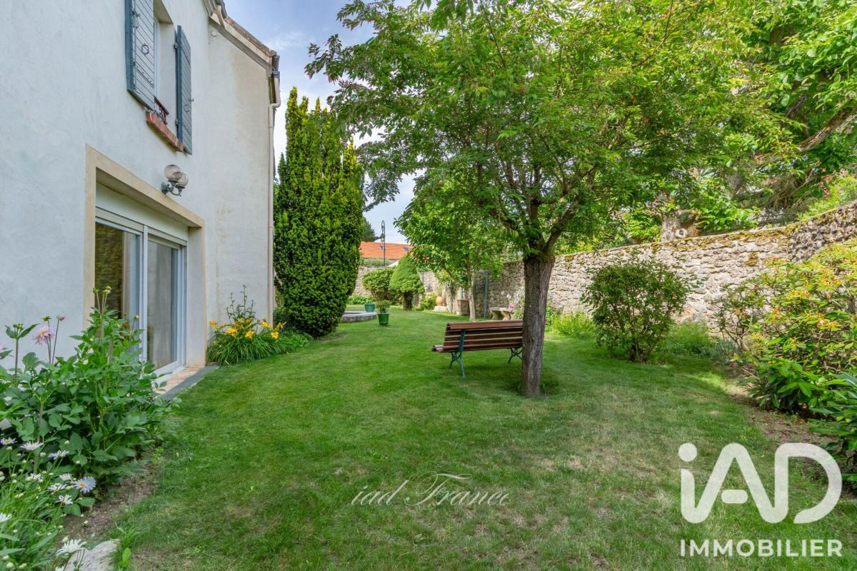Maison 7 Pièce(s) Orgeval