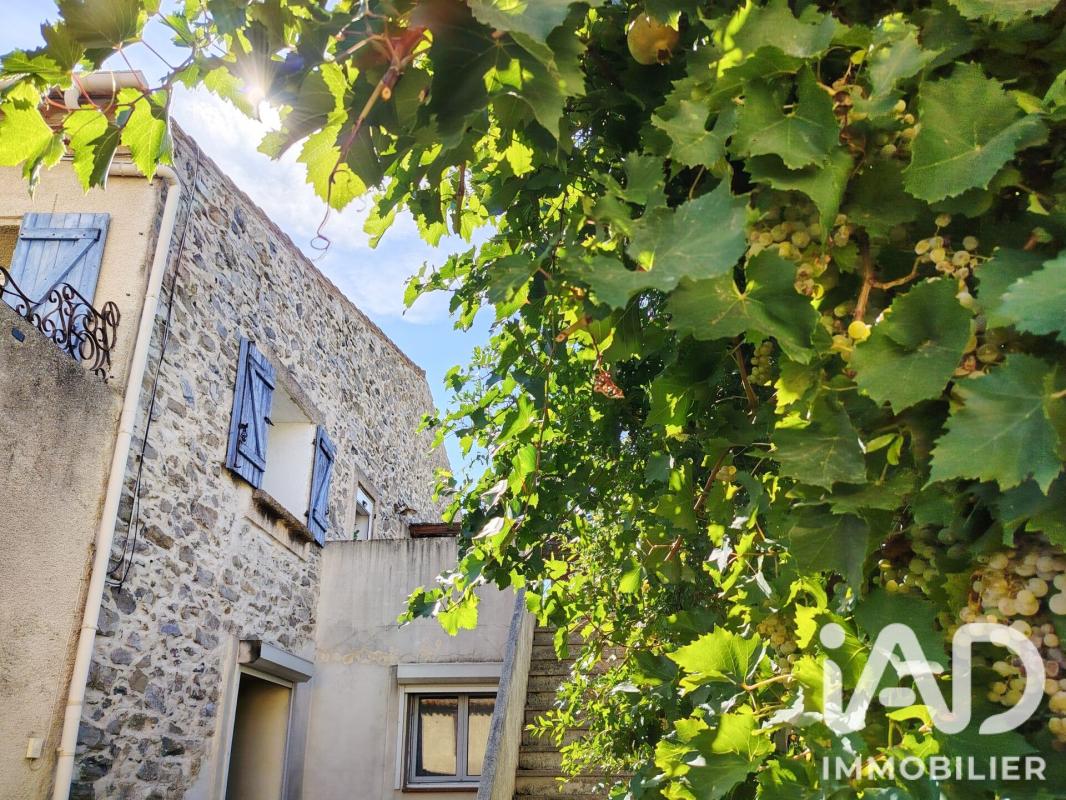 Maison 6 Pièce(s) Névian