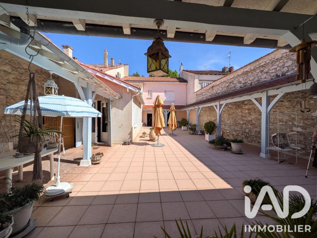 Maison 7 Pièce(s) Villeneuve-sur-Lot - Photo 2