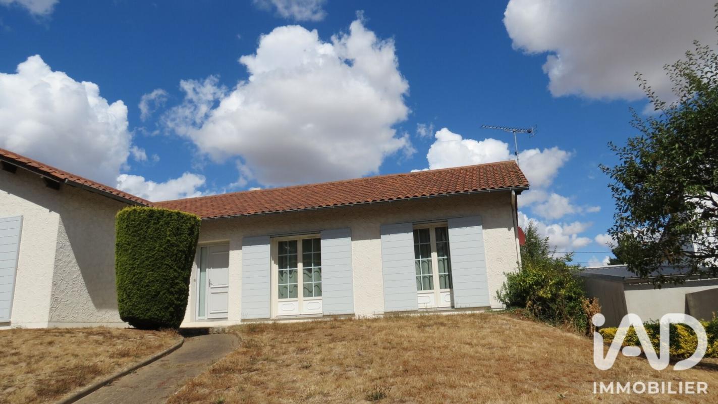 Maison 7 Pièce(s) Beaupréau-en-Mauges - Photo 4