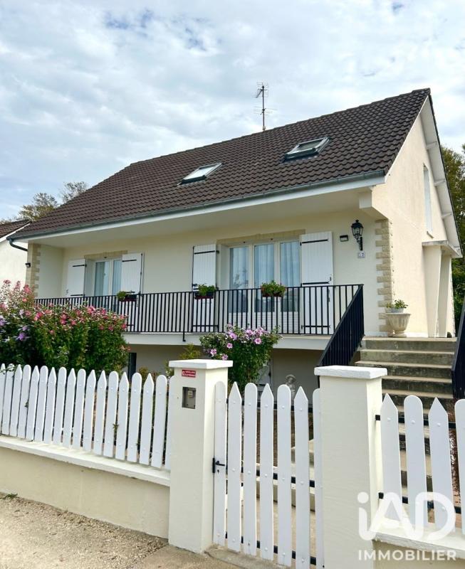 Maison 6 Pièce(s) Fussy - Photo 1