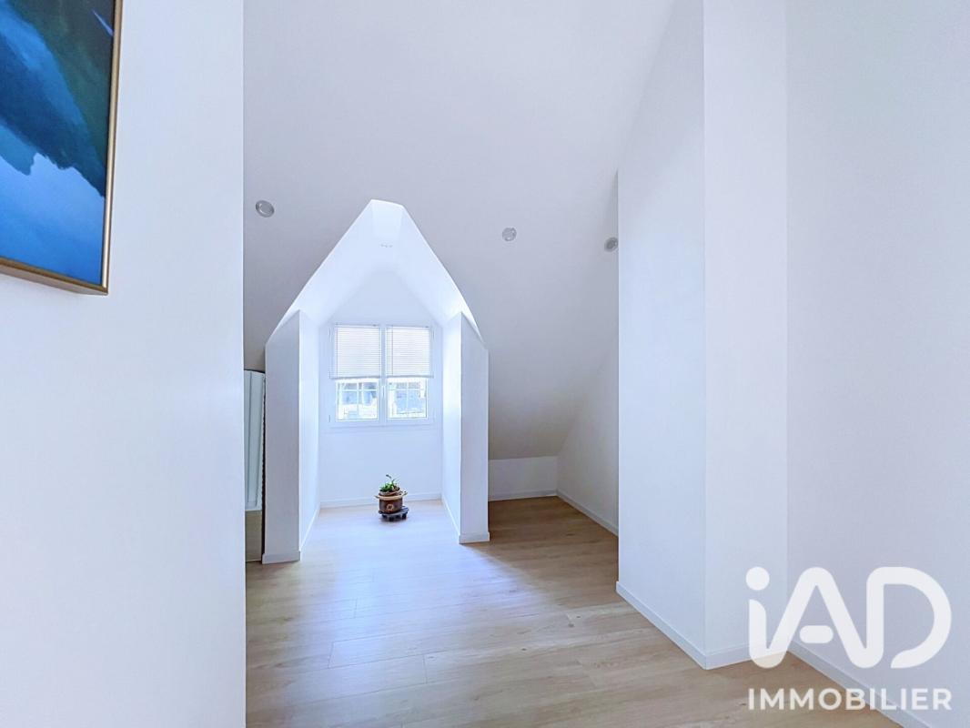 Maison 10 Pièce(s) Bussy-Saint-Martin - Photo 11