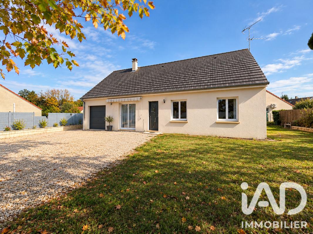 Maison traditionnelle 6 Pièce(s) Cepoy