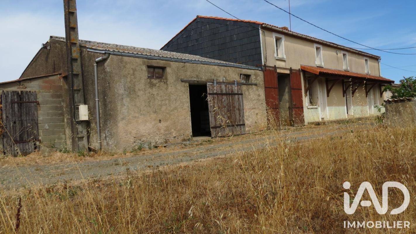 Maison longère 7 Pièce(s) Beaupréau-en-Mauges
