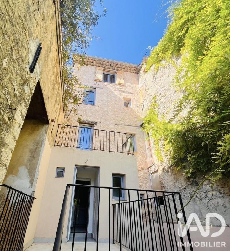 Maison de village 4 Pièce(s) Châteauneuf-Grasse