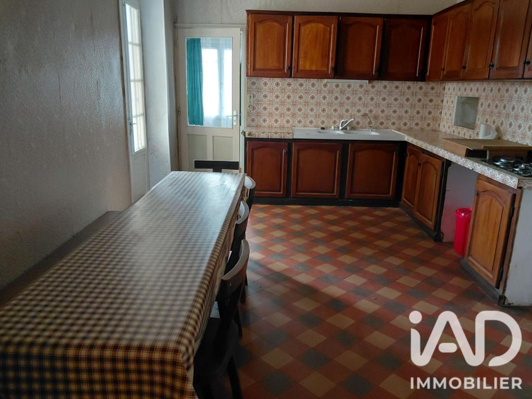 Maison 7 Pièce(s) Fontenay-le-Comte - Photo 8