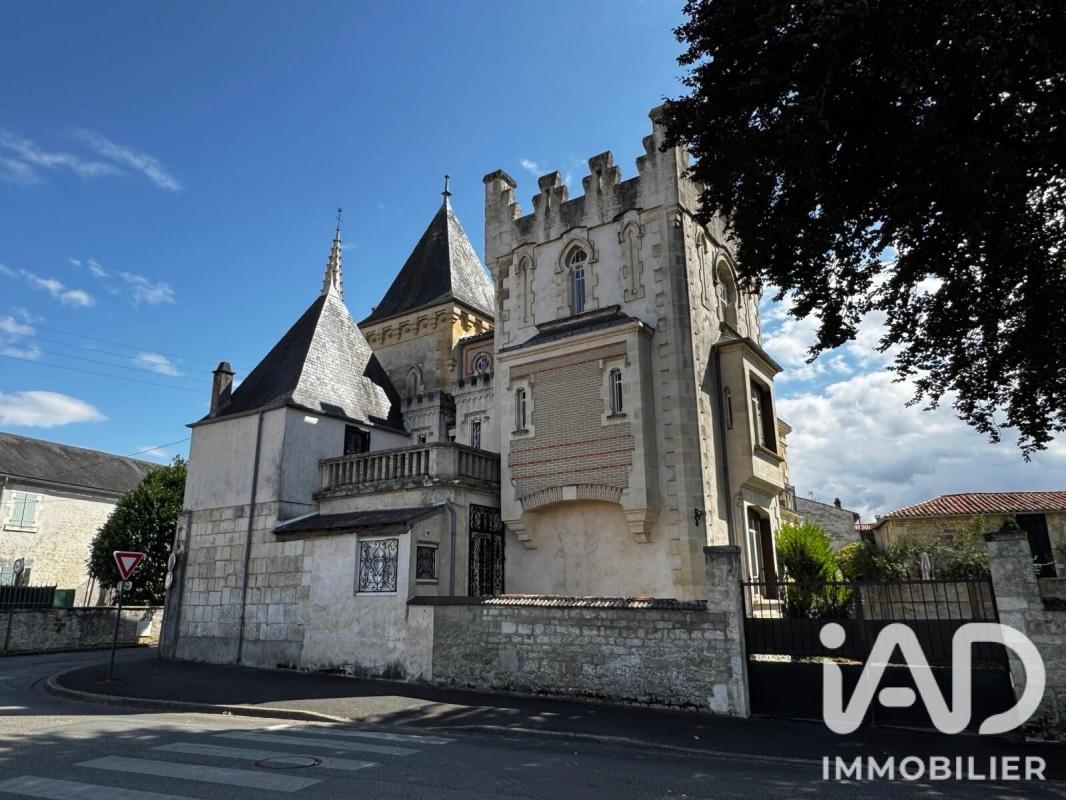 Maison 7 Pièce(s) Fontenay-le-Comte - Photo 24
