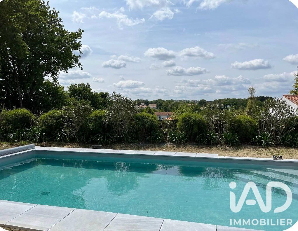 Maison 8 Pièce(s) Poiroux - Photo 5