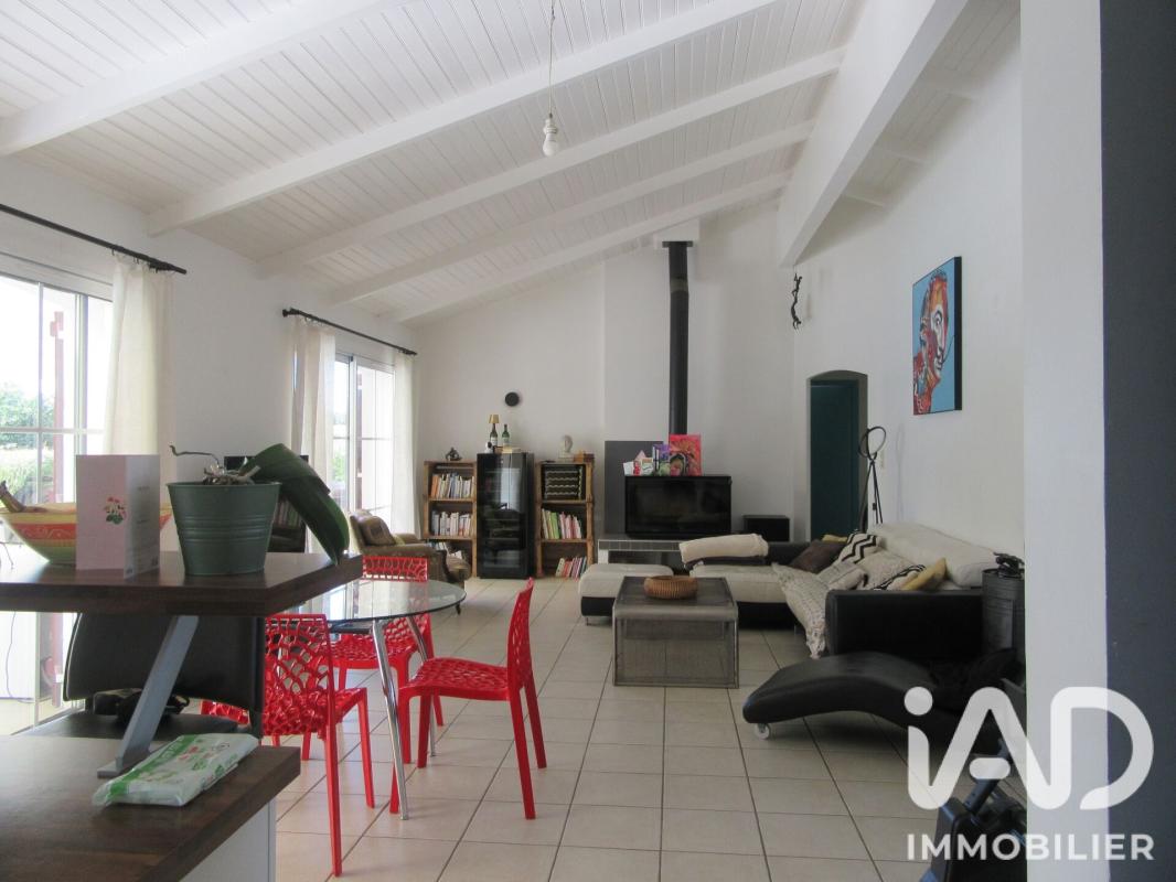 Maison 8 Pièce(s) Poiroux - Photo 12