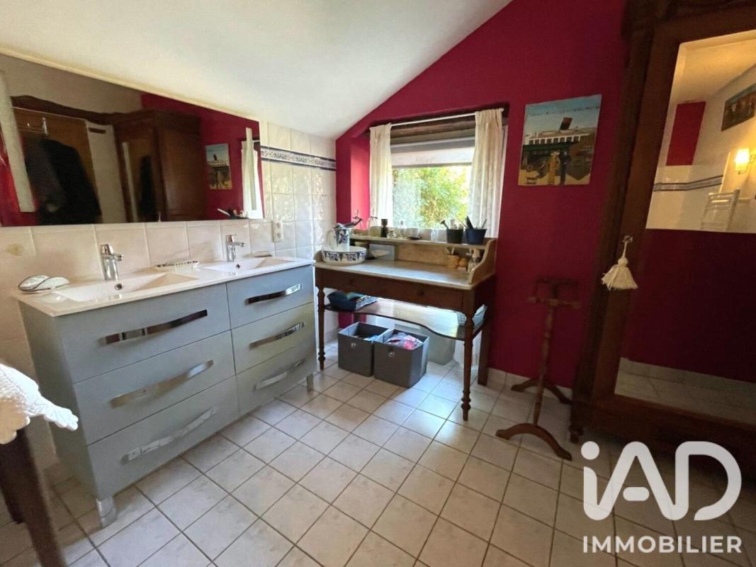 Maison 5 Pièce(s) Baugé-en-Anjou - Photo 12