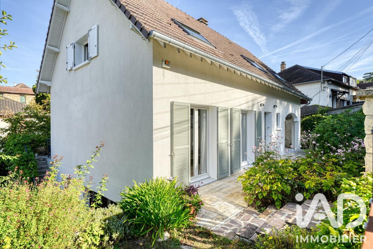 Maison 9 Pièce(s) Triel-sur-Seine