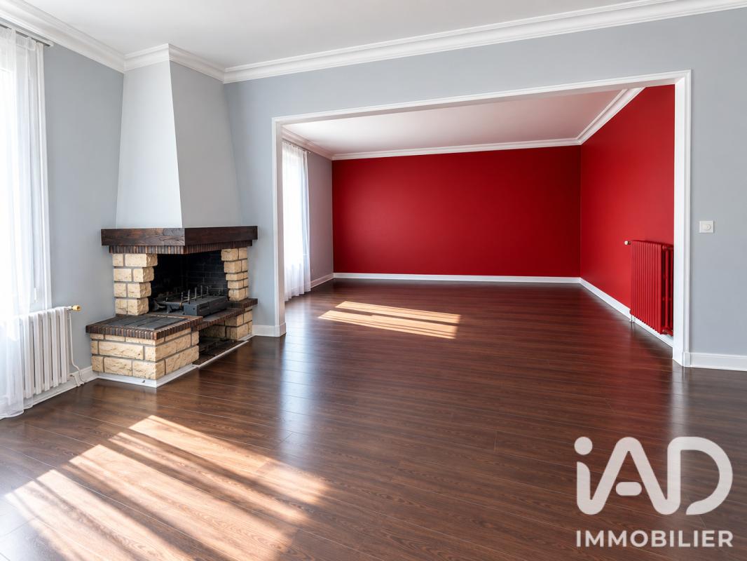 Maison 9 Pièce(s) La Châtaigneraie - Photo 4