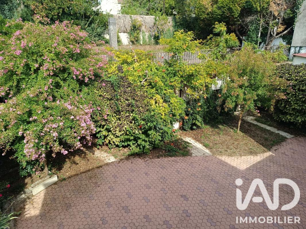 Maison 9 Pièce(s) La Châtaigneraie - Photo 18