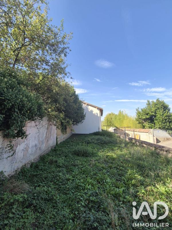 Ferme 3 Pièce(s) Valencin