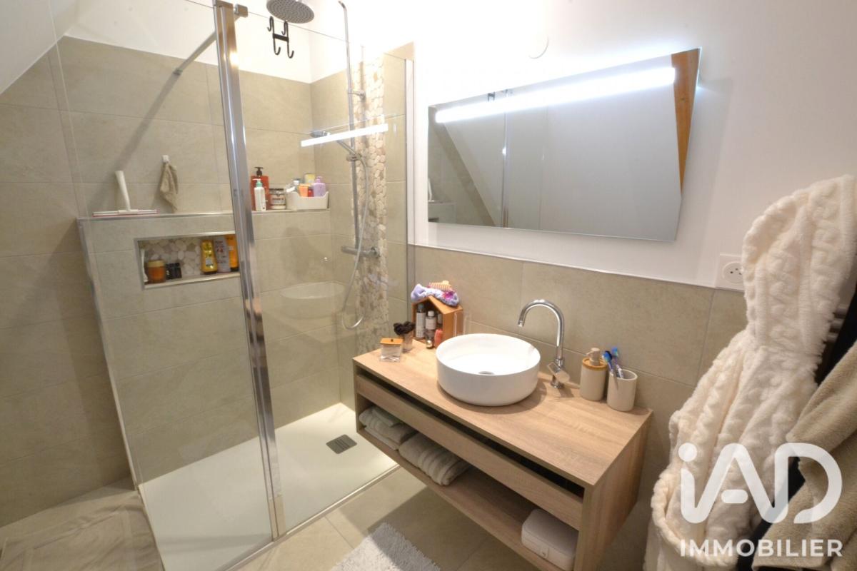 Maison 8 Pièce(s) Saint-Martin-des-Champs - Photo 12
