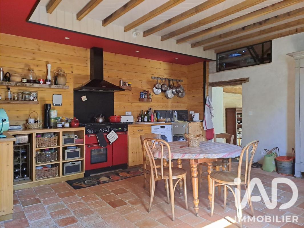 Maison 5 Pièce(s) Mauges-sur-Loire - Photo 2