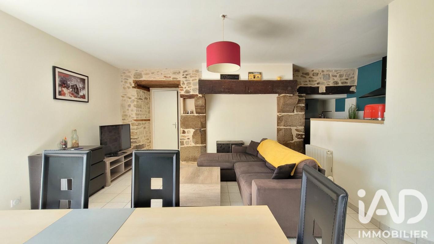 Appartement 3 Pièce(s) Saint-Aubin-d'Aubigné - Photo 2