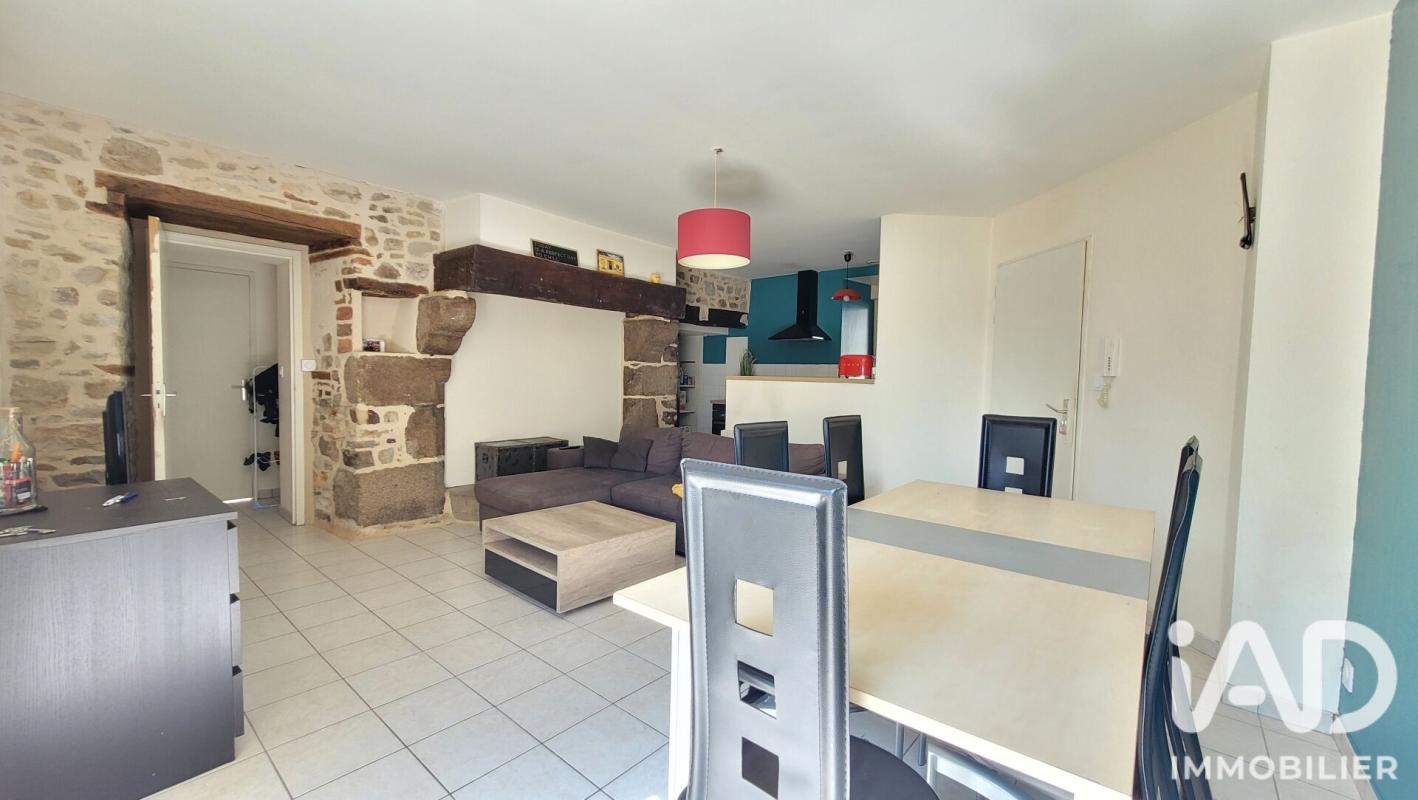 Appartement 3 Pièce(s) Saint-Aubin-d'Aubigné - Photo 4