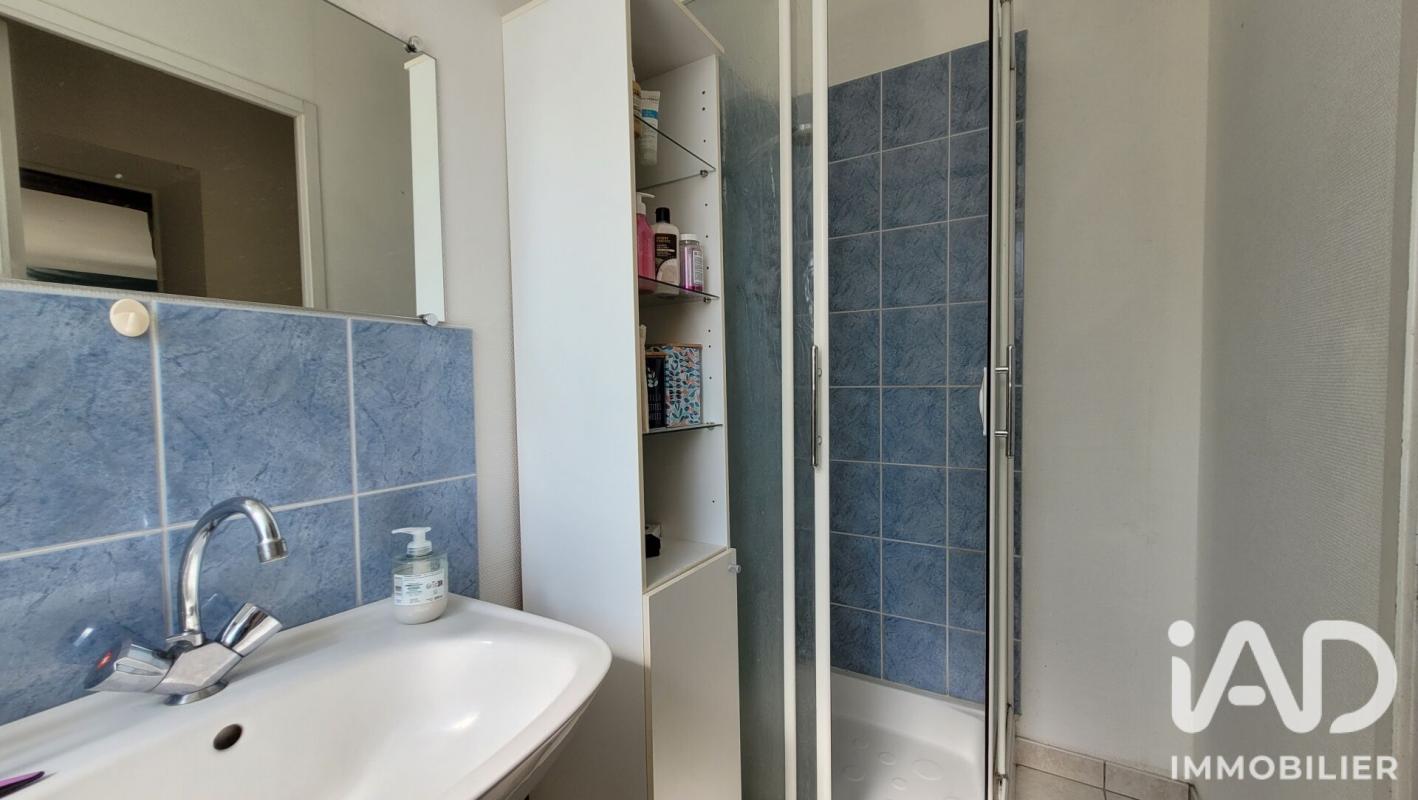 Appartement 3 Pièce(s) Saint-Aubin-d'Aubigné - Photo 9