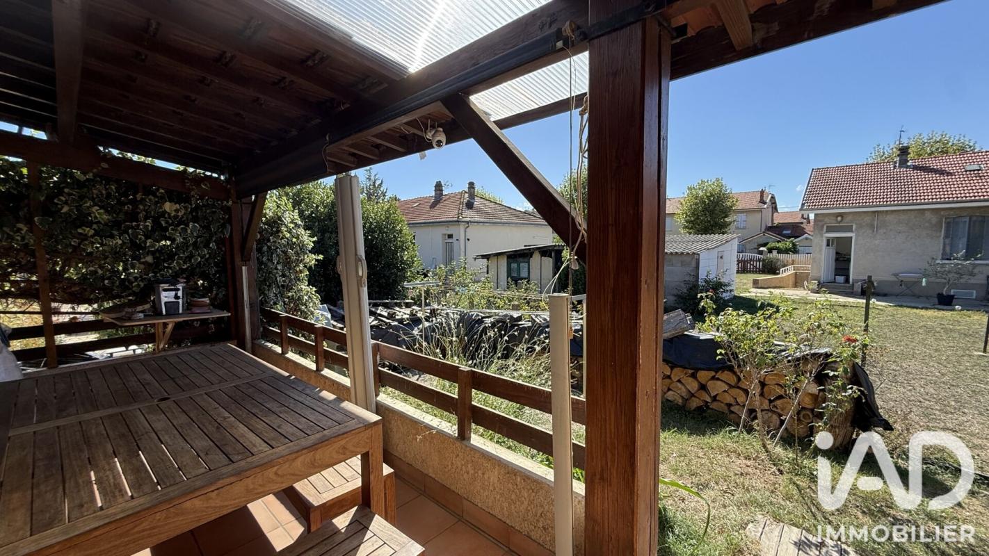 Maison 4 Pièce(s) Salaise-sur-Sanne - Photo 2