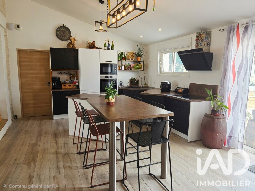 Maison 6 Pièce(s) Saint-Jean-de-Liversay - Photo 2