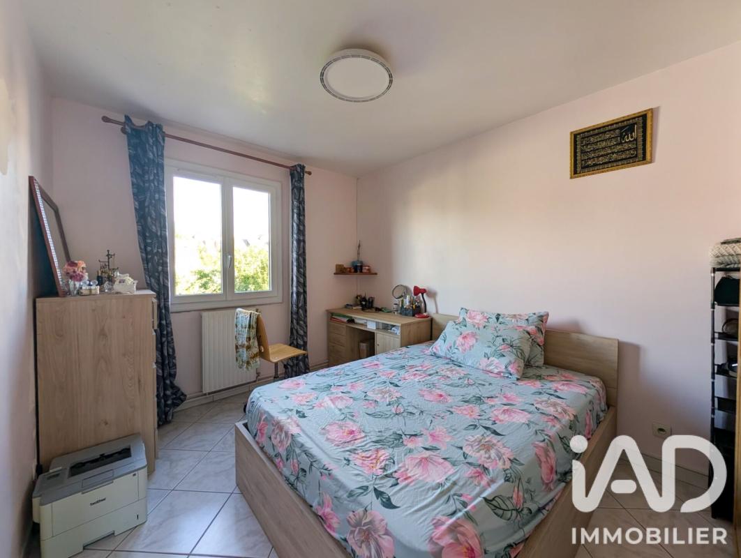 Maison 5 Pièce(s) Jouy-le-Moutier - Photo 10