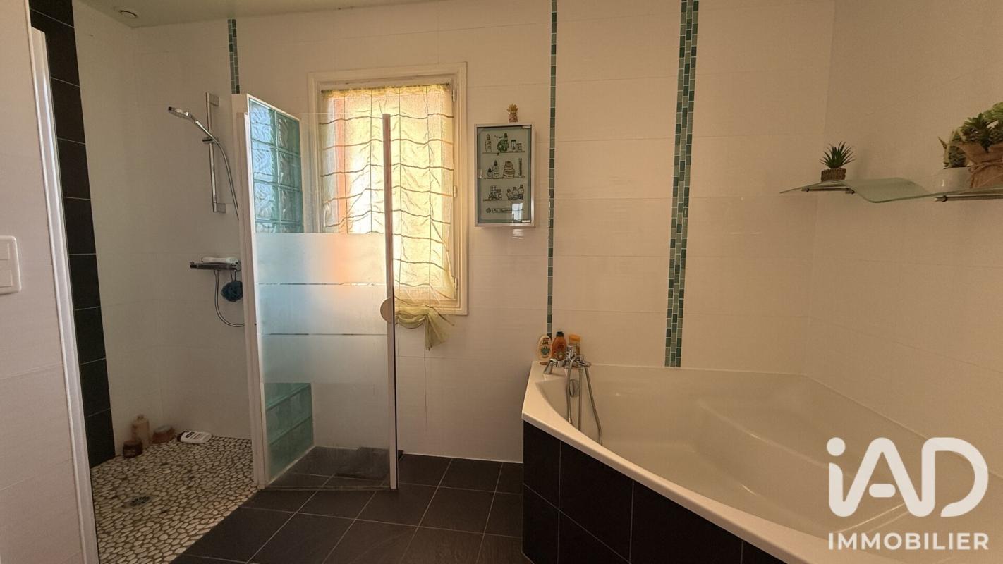 Maison 4 Pièce(s) Ambierle - Photo 13