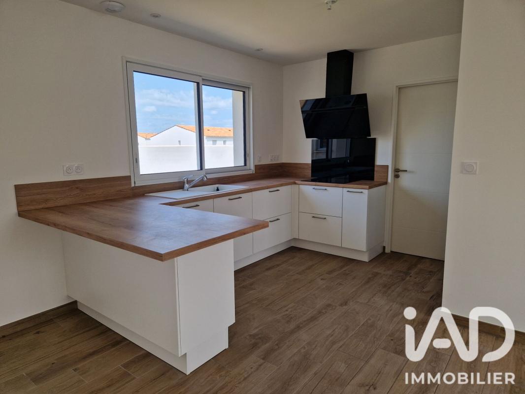 Maison 5 Pièce(s) Échillais - Photo 4