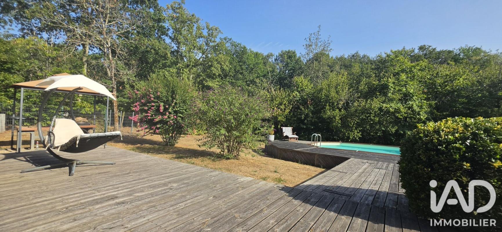 Maison 5 Pièce(s) Eyraud-Crempse-Maurens - Photo 1