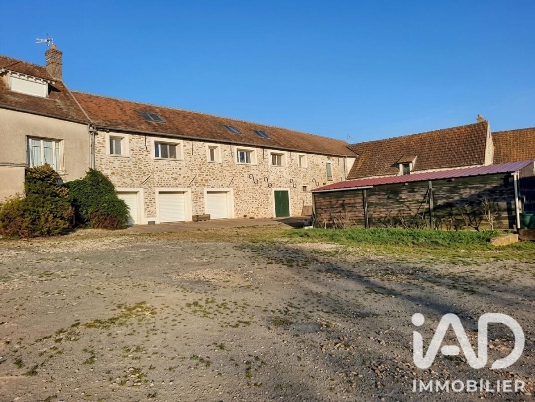 Ferme 1 Pièce(s) Grisy-Suisnes